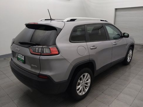 Used 2020 Jeep Cherokee Latitude FWD image 9