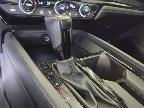 Used 2023 Honda Accord Sport image 11