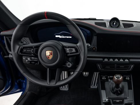 Certified 2026 Porsche 911 Carrera T RWD image 13