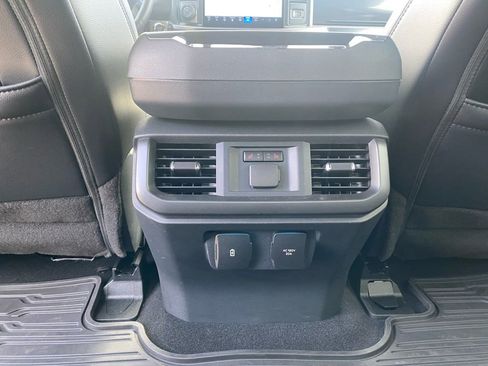 Used 2025 Ford F150 Lariat w/ Equipment Group 502A High image 36