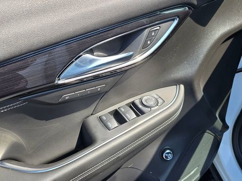 Used 2023 Buick Envision Essence AWD/4WD image 15
