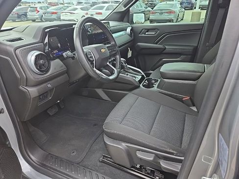 Used 2023 Chevrolet Colorado LT w/ LT Convenience Package image 16