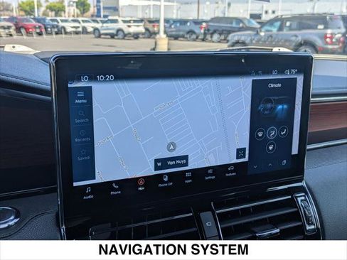 Certified 2024 Lincoln Navigator L Reserve AWD/4WD image 16