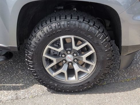Certified 2022 GMC Canyon AT4 w/ Trailering Package AWD/4WD image 26