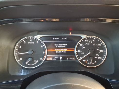 Certified 2025 Nissan Pathfinder SV image 9