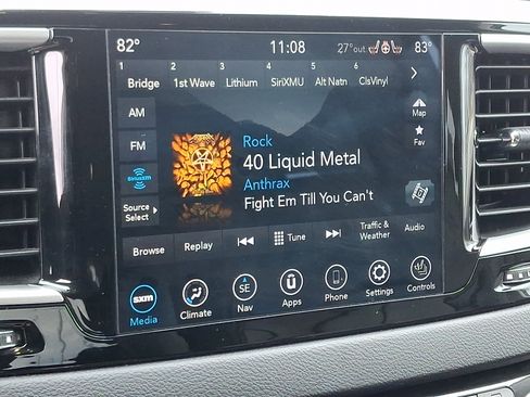 Used 2020 Chrysler Pacifica Touring-L Plus w/ Advanced Safetytec Group image 20