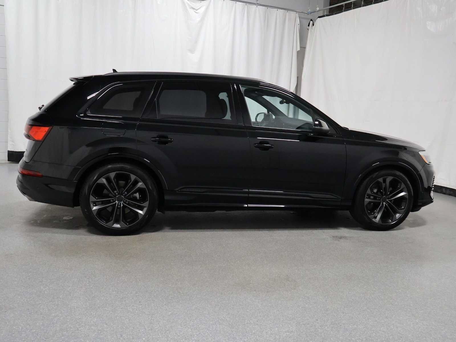 Used 2026 Audi Q7 3.0T Prestige w/ Prestige Package AWD/4WD image 10