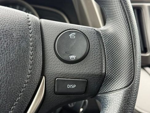 Used 2013 Toyota RAV4 LE AWD/4WD image 28