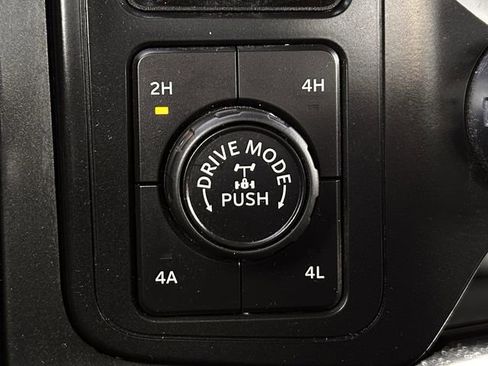 Used 2022 Ford F150 Lariat image 20