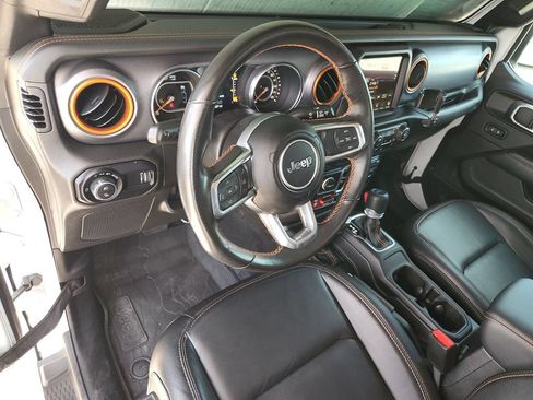 Used 2023 Jeep Gladiator Mojave w/ Cold Weather Group AWD/4WD image 12