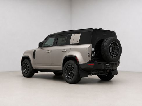 New 2026 Land Rover Defender 110 AWD/4WD image 3
