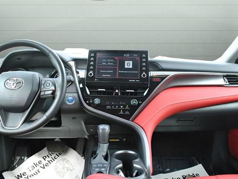 Certified 2024 Toyota Camry XSE w/ Cold Weather Package FWD image 9