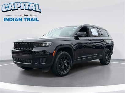 Used 2024 Jeep Grand Cherokee L Laredo