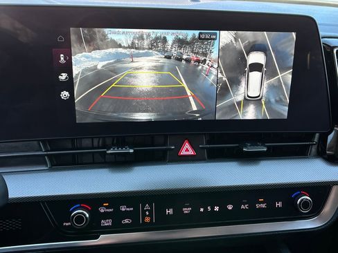 Used 2025 Kia Sportage SX Prestige image 19