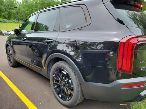 Used 2022 Kia Telluride SX w/ SX Prestige Package AWD/4WD image 4