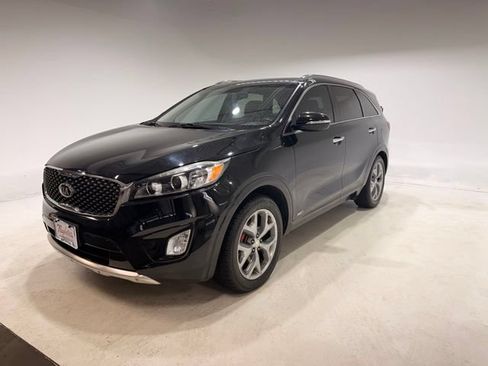 Used 2017 Kia Sorento SX AWD/4WD image 3