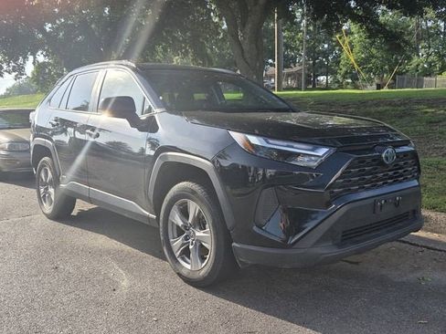Used 2023 Toyota RAV4 LE AWD/4WD image 1
