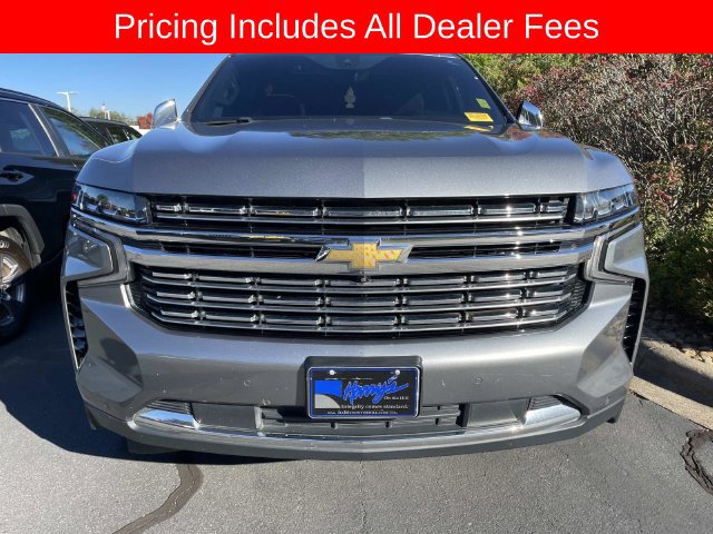 Used 2021 Chevrolet Suburban Premier w/ Premium Package AWD/4WD image 12