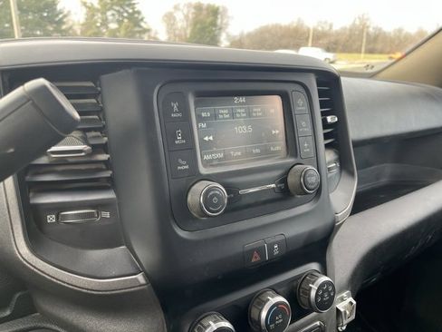 Used 2019 RAM 3500 Tradesman w/ Chrome Appearance Group image 17