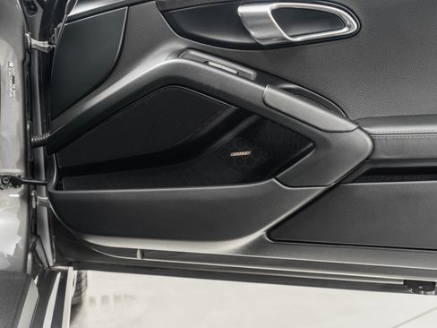 Used 2019 Porsche 718 Cayman S RWD image 41