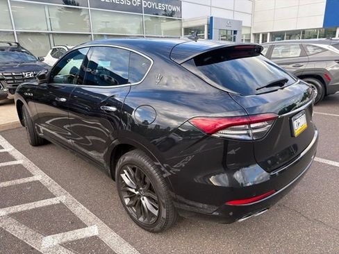 Used 2024 Maserati Levante GT Ultima AWD/4WD image 6