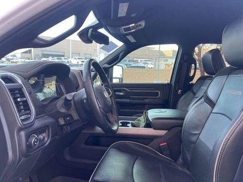 Used 2024 RAM 2500 Laramie w/ Night Edition image 24