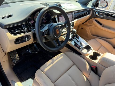 New 2026 Porsche Macan S AWD/4WD image 4