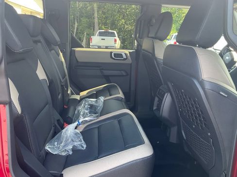 New 2026 Ford Bronco Big Bend AWD/4WD image 13