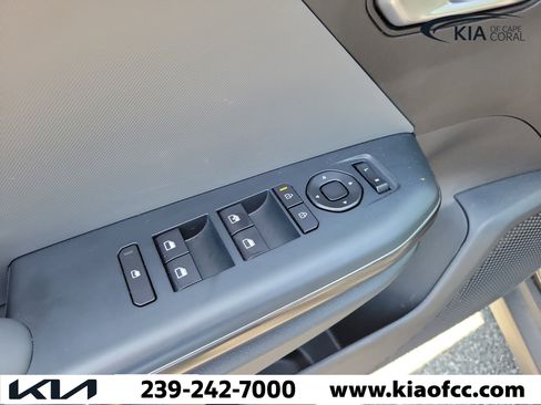 Certified 2025 Kia K4 FWD image 20