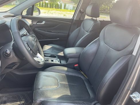 Used 2020 Hyundai Santa Fe Limited AWD/4WD image 2