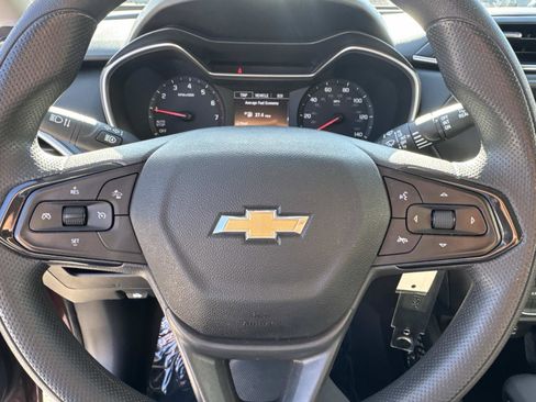Used 2023 Chevrolet TrailBlazer LS image 16