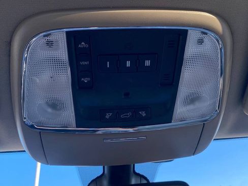 Used 2017 Jeep Grand Cherokee Limited AWD/4WD image 45