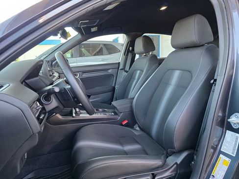 Used 2025 Honda Civic Sport image 12