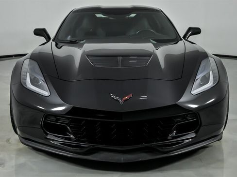 Used 2015 Chevrolet Corvette Z06 w/ 3LZ Preferred Equipment Group RWD image 5
