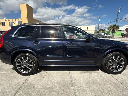 Used 2019 Volvo XC90 T5 Momentum w/ Protection Package Premier image 16