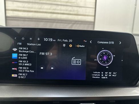 Used 2025 Kia Telluride S image 13