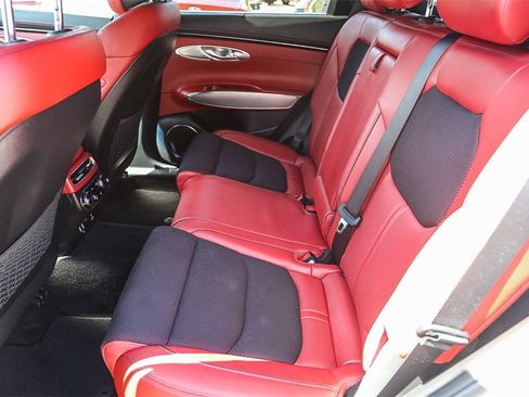 Used 2023 Genesis GV70 2.5T w/ Sport Prestige Package image 18