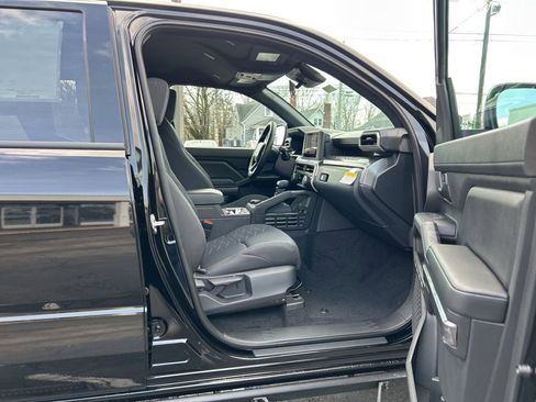 New 2026 Toyota Tacoma SR5 AWD/4WD image 8
