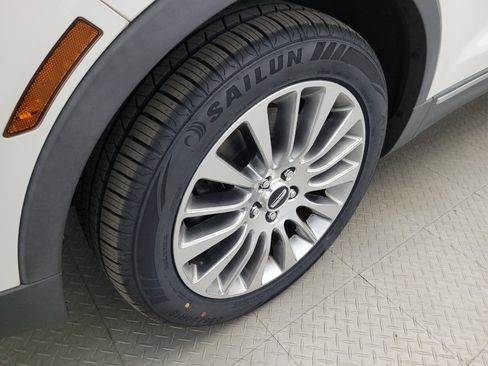 Used 2015 Lincoln MKC AWD w/ Equipment Group 102A Reserve image 31