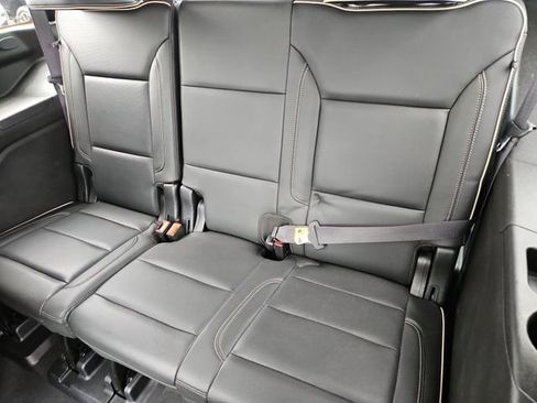 Used 2021 GMC Yukon SLT w/ SLT Luxury Plus Package RWD image 16
