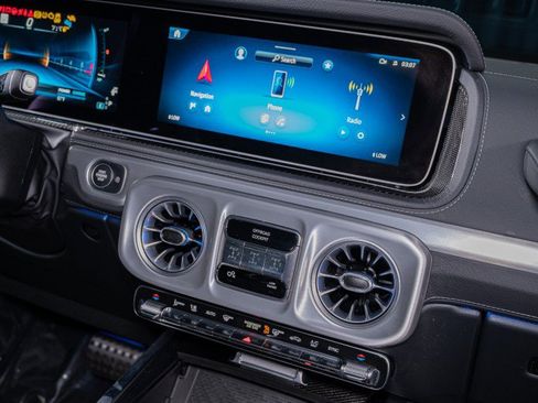 Certified 2025 Mercedes-Benz G 63 AMG 4MATIC image 20