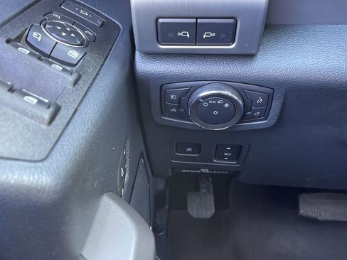 Used 2022 Ford F250 Platinum image 18