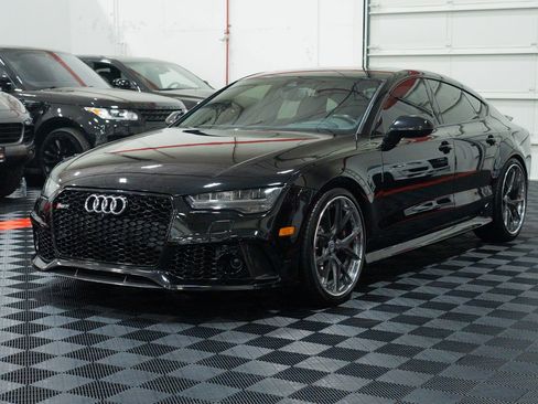 Used 2016 Audi RS 7 Prestige w/ Carbon-Optic Package image 3