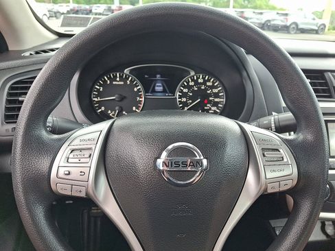 Used 2017 Nissan Altima 2.5 S w/ Power Driver Seat Package FWD image 20