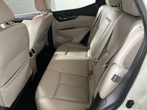 Used 2021 Nissan Rogue Sport SL w/ Premium Package image 27