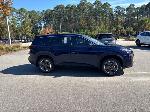 New 2026 Nissan Rogue SV image 31