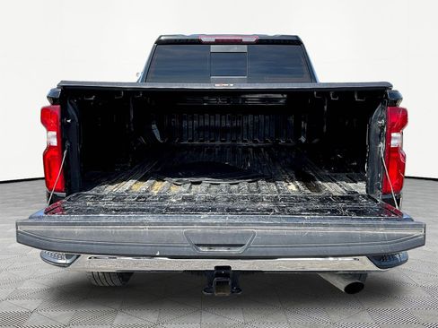 Used 2022 Chevrolet Silverado 2500 LTZ w/ LTZ Plus Package AWD/4WD image 7