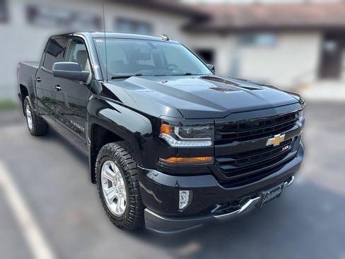 Used 2018 Chevrolet Silverado 1500 LT w/ All Star Edition AWD/4WD image 1