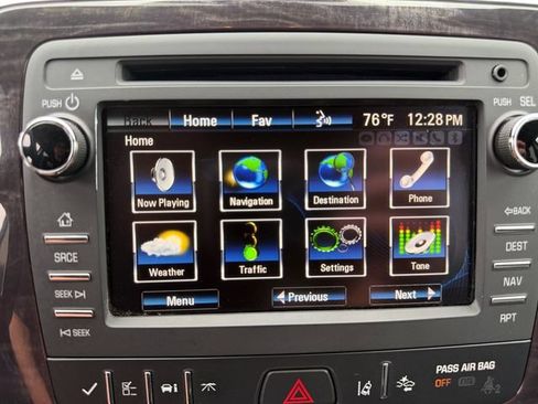 Used 2017 Buick Enclave Premium w/ Experience Buick Package AWD/4WD image 28