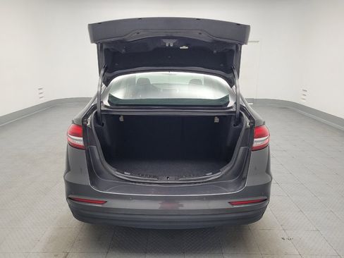 Used 2020 Ford Fusion SE FWD image 29
